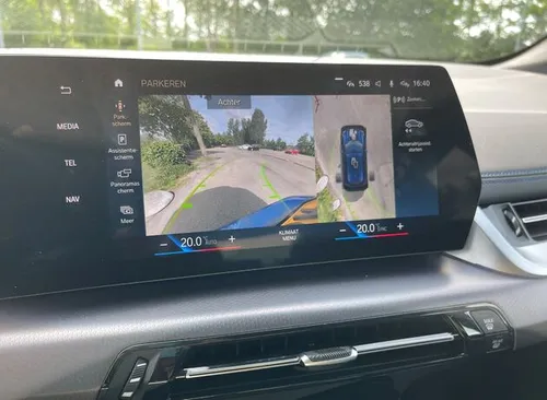 BWM 2 Active Tourer Scherm