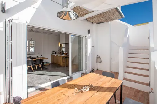 Het prachtige Casa Opala (snelcode 22918) in Portugal, is te huur op Micazu.