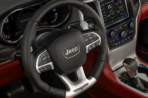 Cherokee Trackhawk inside