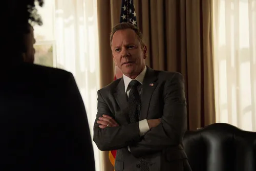 <i>Vanaf 7 juni het derde seizoen van Designated Survivor.</i>
