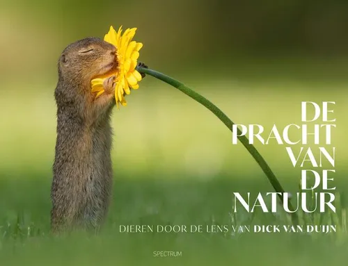 <em>Cover van het boek van `Pracht van de natuur` van Dick van Duijn<\/em>