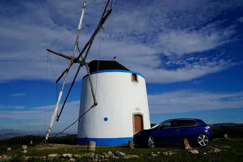 Peugeot_308_GT_hatchback_molen