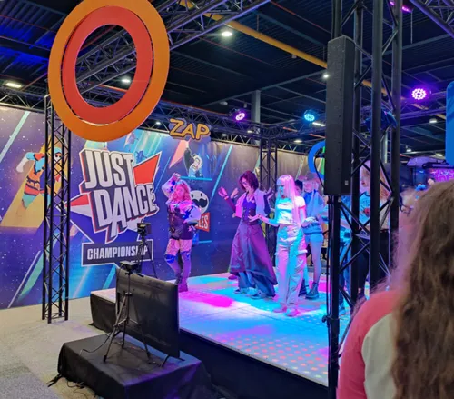 Dutch Comic Con Just Dance