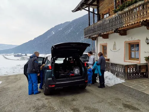 Een echte familie auto met maar liefst 7 zitplaatsen.