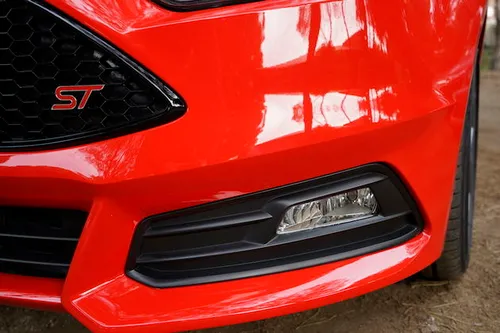 Ford_Focus_ST_red13