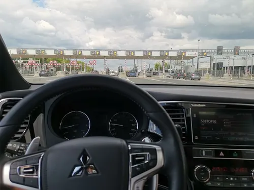 <i>Outlander PHEV is een ideale reisauto!</i>