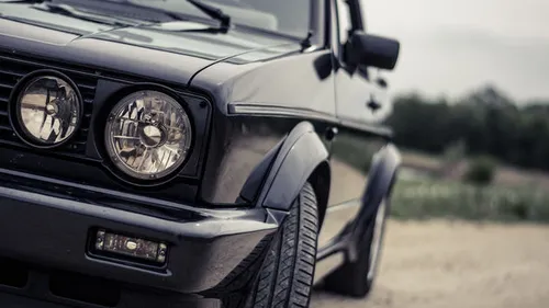 <i>Of een oude Golf uit Duitsland.</i>