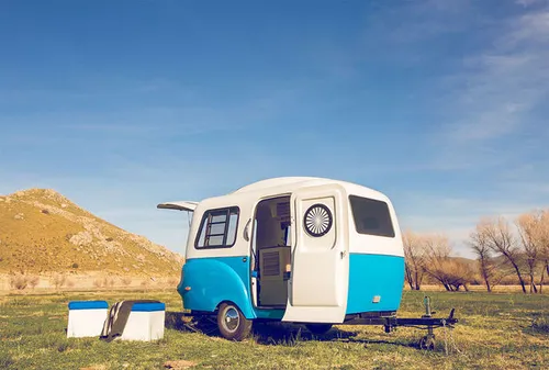 happier-camper-blauw