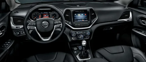 Jeep_Cherokee_Overland_dashboard