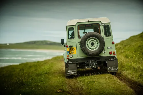 IslayDefenderDrive_193