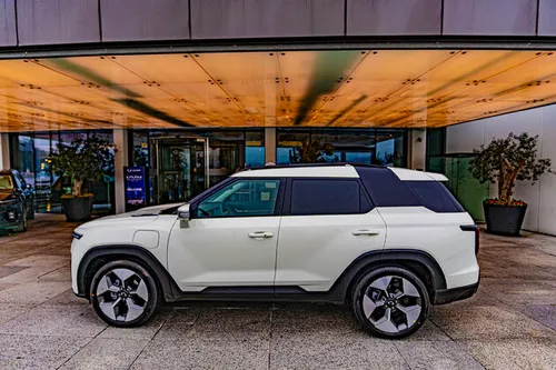 kgm torres evx beeld 2