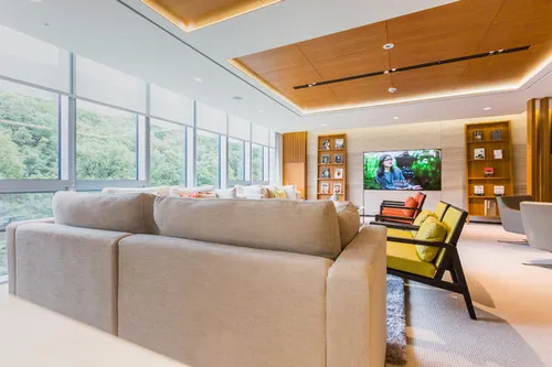 Studeerkamer voor aankomende managers op de Mabuk Campus