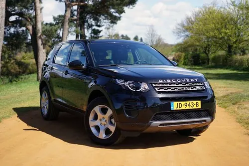Land Rover Discovery Sport -3- CarRepublic - Wouter Spanjaart