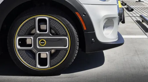 MINI Electric Design : nieuwe iconische wielen - Revolite Spoke design