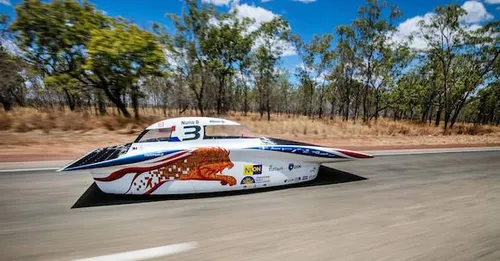 De Nuna 8. <em>Foto: Nuon Solar Team\/ Hans-Peter van Velthoven<\/em>