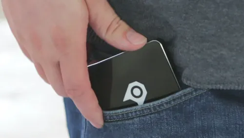 De PC die letterlijk in je broek past