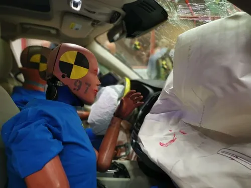 Official Volvo Car crash test