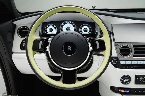 Rolls-Royce Wraith Inspired By Fashion 8