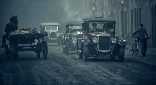 <i>Peaky Blinders \/ Robert Viglasky \/ Netflix</i>
