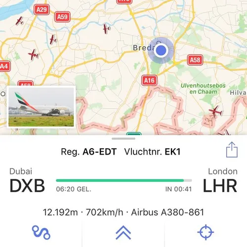 Als je een vliegtuig aanklikt krijg je meer info