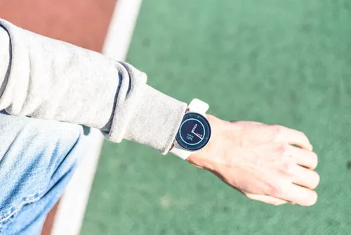 De Polar Vantage M heeft een eenvoudig en strak design