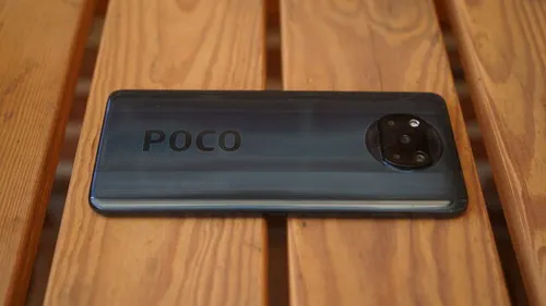 <em>Het toestel beschikt over een premium look and feel<\/em><em>.<\/em>