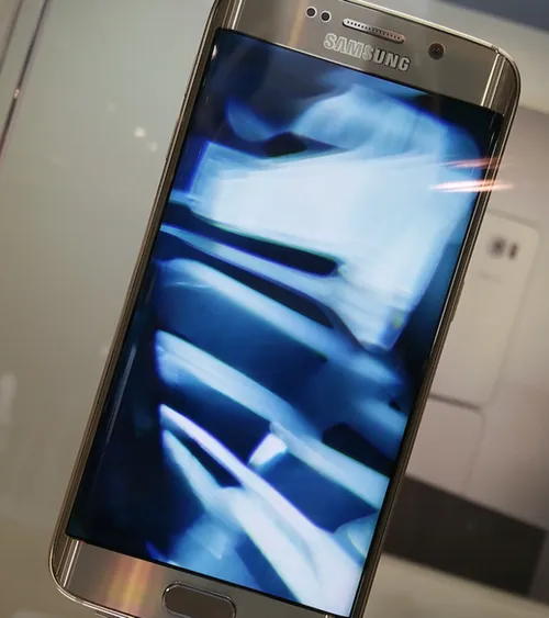 De Samsung Galaxy S6 edge, in werkelijkheid nog mooier