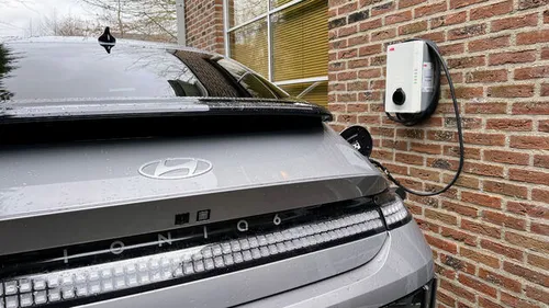 Of op de oprit slim laden met 11 kWh