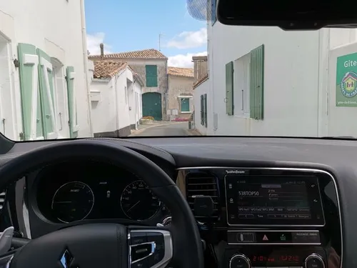 <i>Smalle steegjes op I\u0302le de Re\u0301</i>