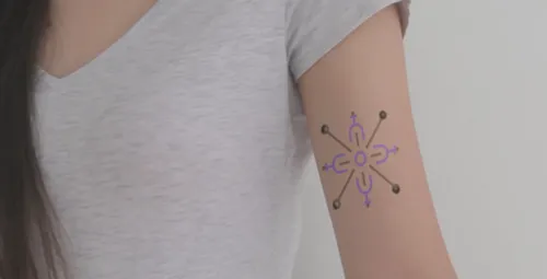 Zo zou een slimme tattoo er uit kunnen zien.