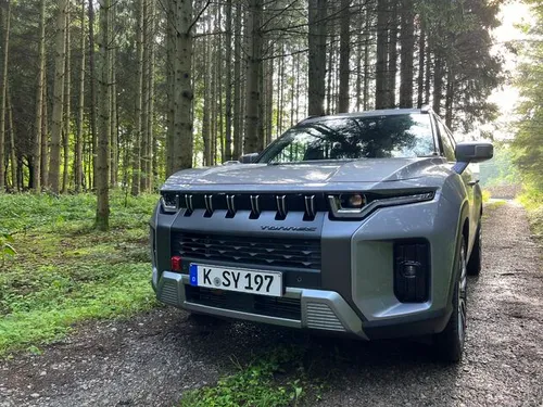 ​SsangYong-Torros.j