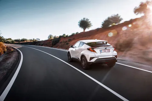 Toyota-CHR_Hybrid