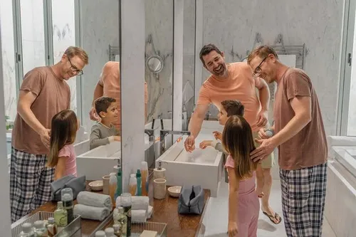 Travel_Proud_ Family at Vacation