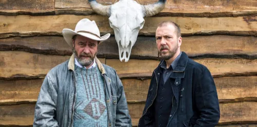 Sebastien DeWaele (JP) en Wim Willaert (Laurent) als de gebroeders Berger.