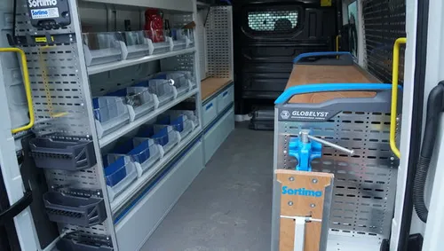 De inrichting van de VW Crafter is zelf samen te stellen