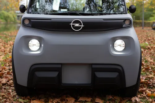 voorkant opel rocks close up