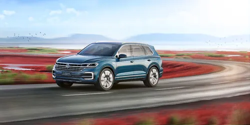 De fraai vorm gegeven Volkswagen T-Prime Concept GTE