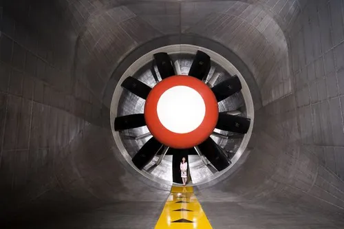 Binnenin de windtunnel