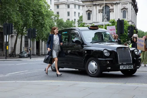 <em>Emma Greenwell (Myfanwy Thomas)<\/em>