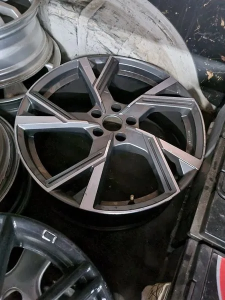 300060878 437283855100724 815097153790759089 n