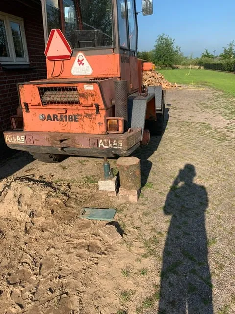 7f4b5760 dec8 4587 a5f7 e56d69e63f37