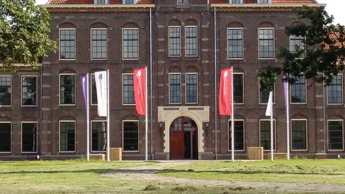akoesticum ede