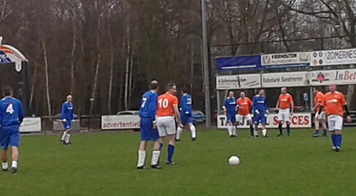 02en fc horst oud4