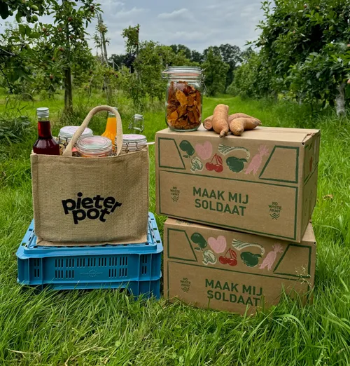 pieter pot en no waste army