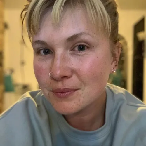 0 pay kennedy news klara robson facebook