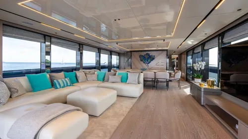 561b3340 b066 11ee bdca b553fb0910c9 majic saloon kopie