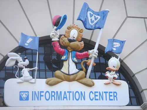 800px loekie de leeuw huis ten bosch nagasaki