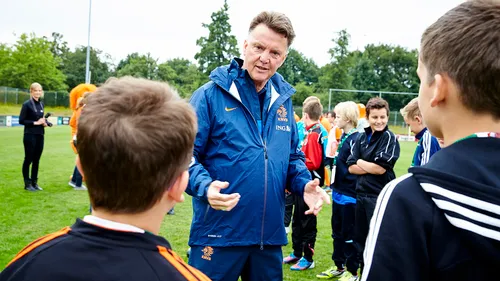 9 kandidaten om ronald koeman op te volgen als bondscoach van oranje 1