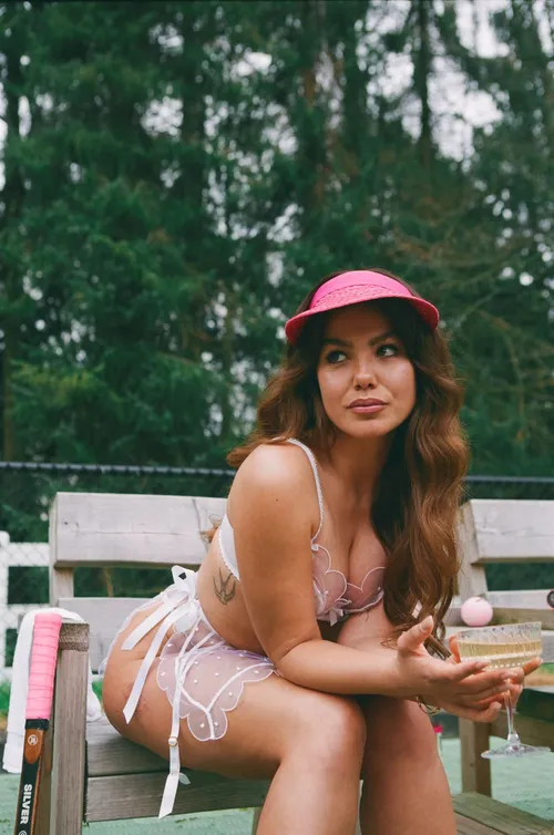 abbey hoes fhm500 shoot04