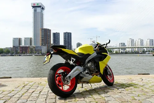 aprilia rs660 fhm05